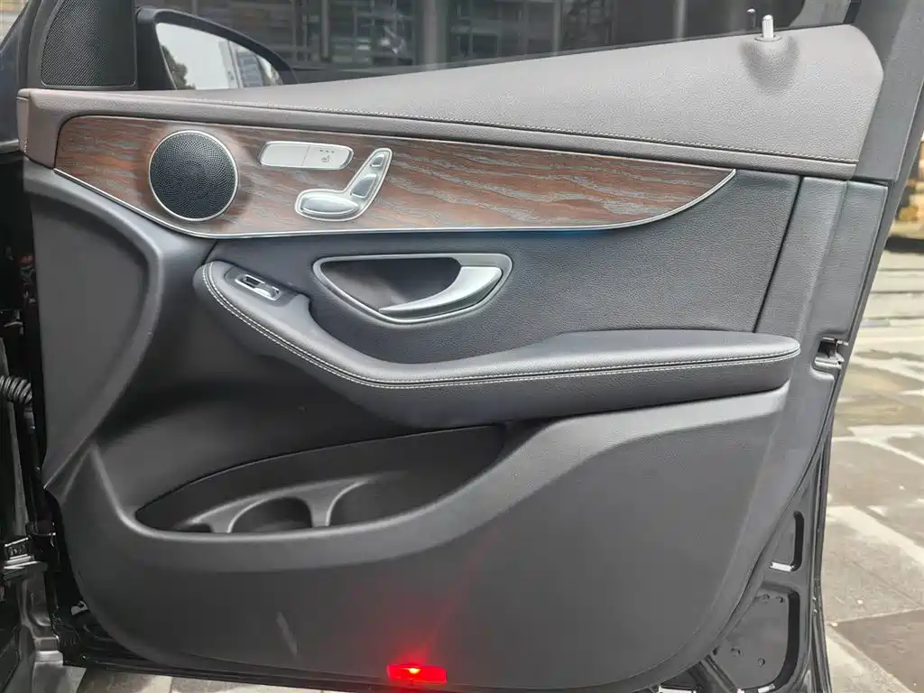 Mercedes-Benz GLC 2022 — фото 15