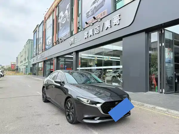 Mazda 3 Axela 2024