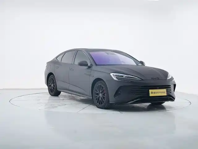 BYD Seal 07 DM-i 2025 — фото 2