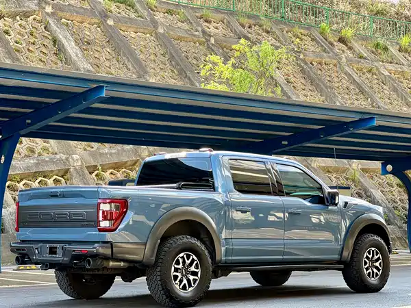 Ford F-150 Raptor 2023