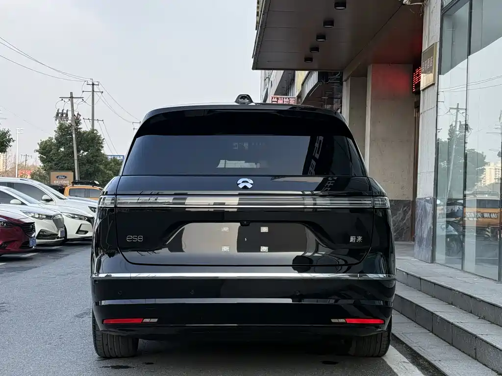 NIO ES8 2026