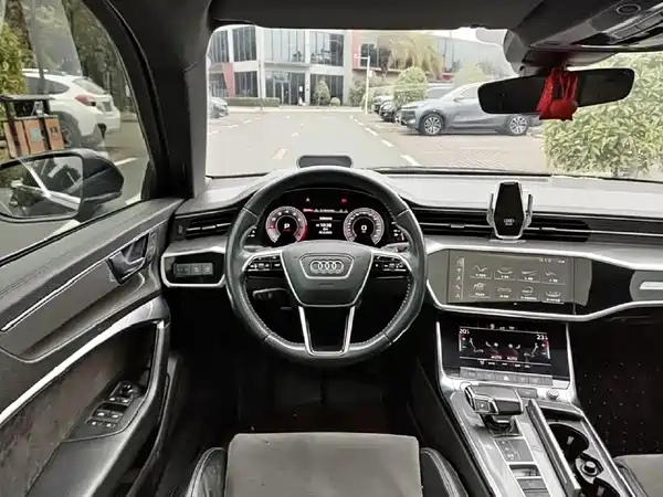 Audi A6L 2019