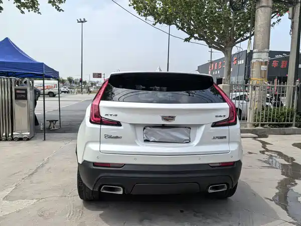 Cadillac XT4 2021
