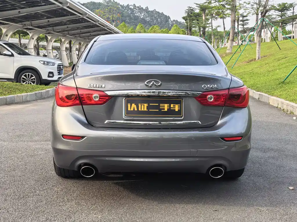 Infiniti Q50L 2015 — фото 14