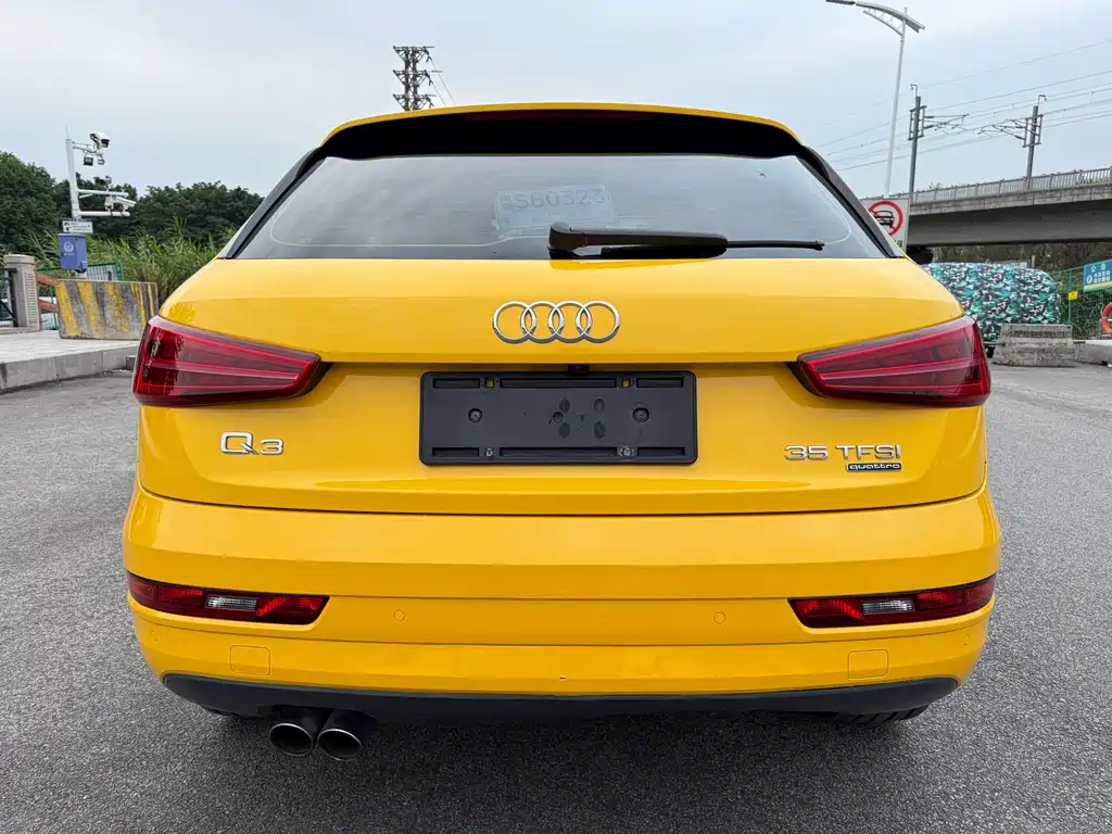 Audi Q3 2017 — фото 10