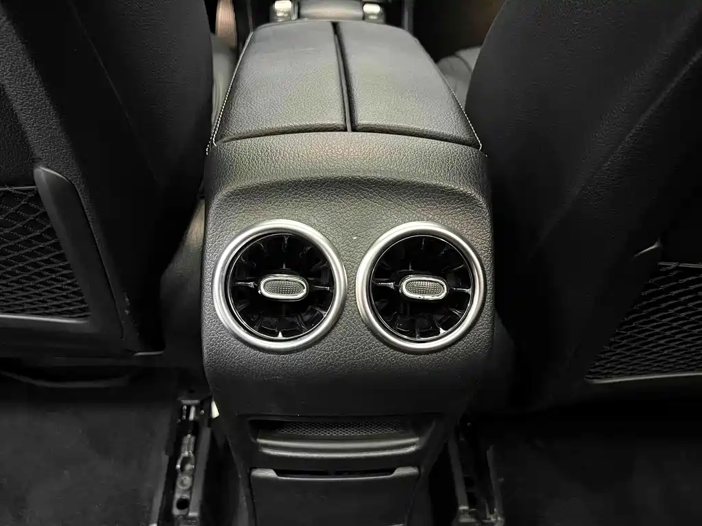 Mercedes-Benz GLB 2020 — фото 11