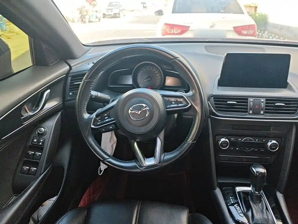 Mazda CX-4 2020