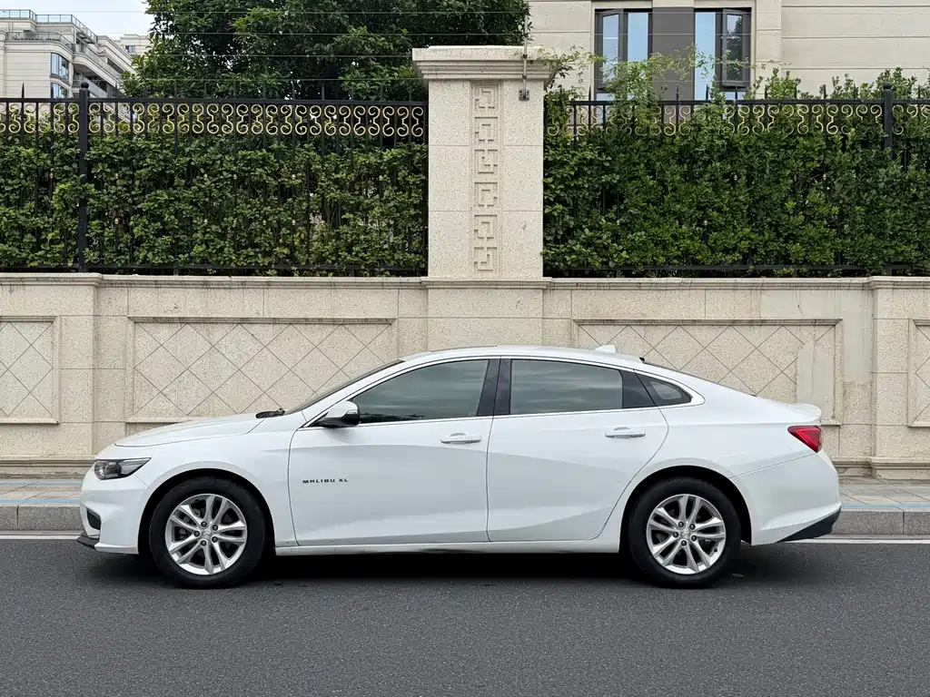 Chevrolet Malibu XL 2018 — фото 3