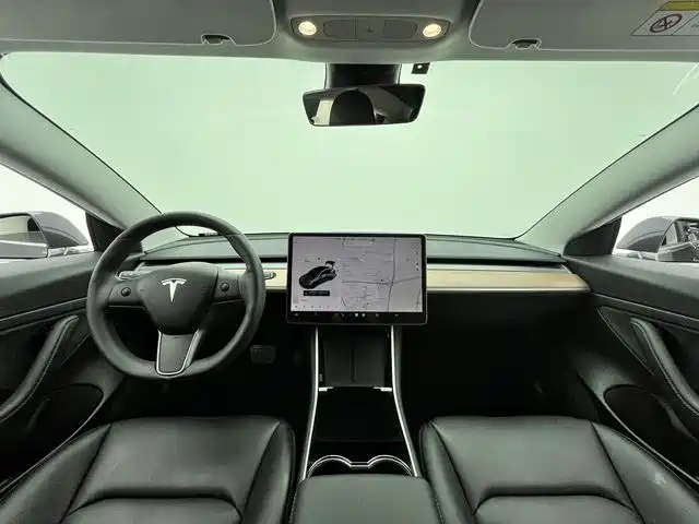 Tesla Model 3 2020 — фото 9