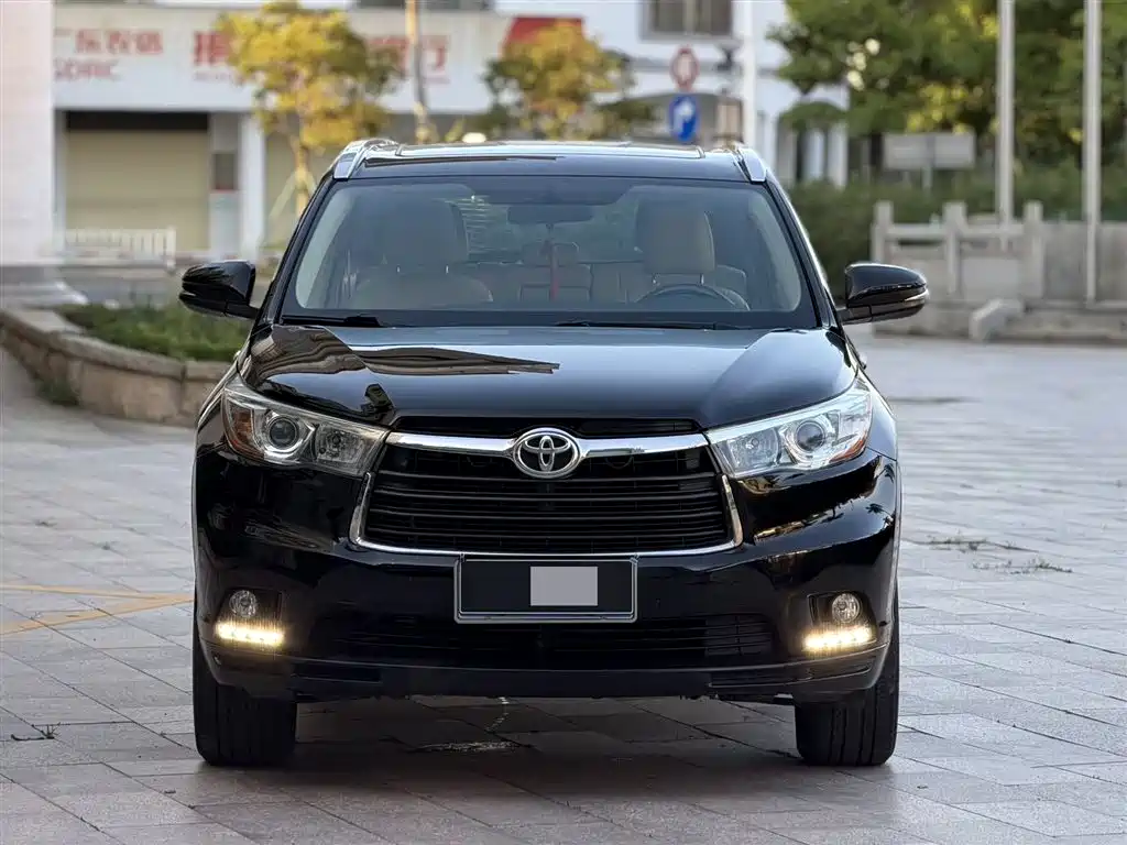 Toyota Highlander 2016 — фото 2