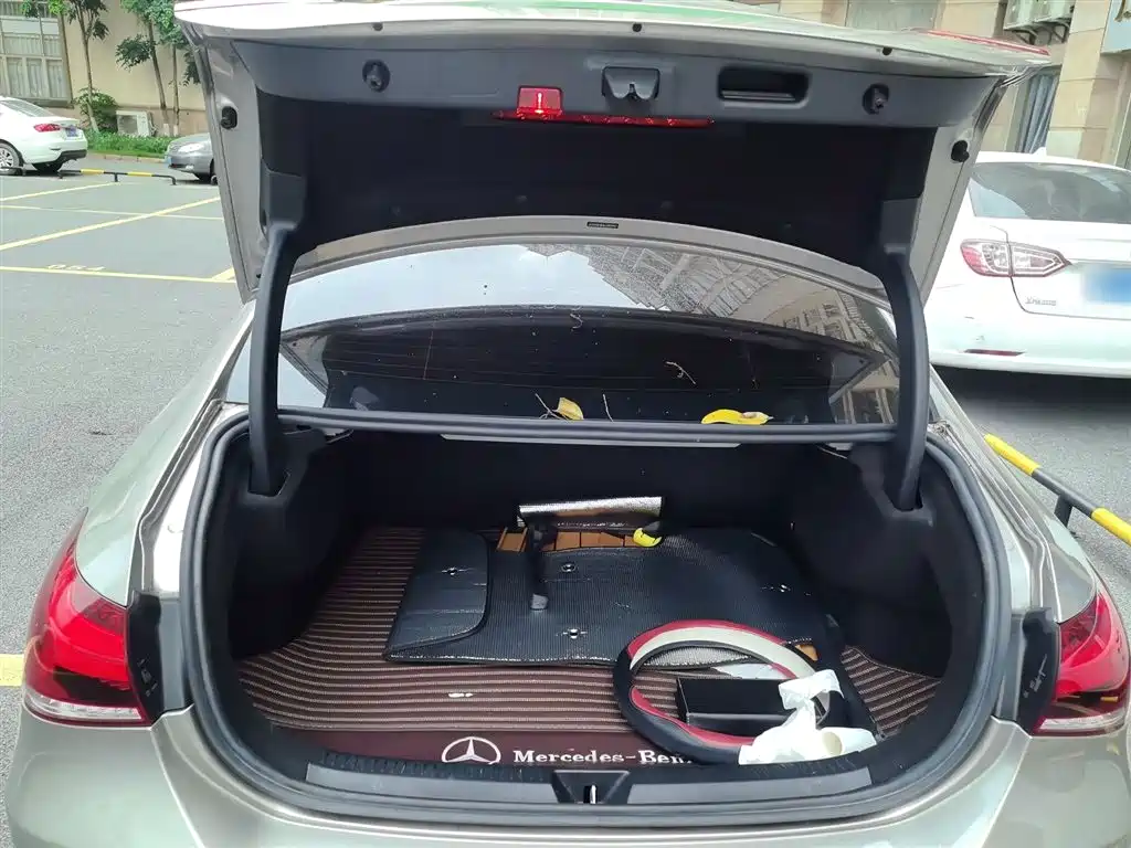 Mercedes-Benz A-Class 2020 — фото 10