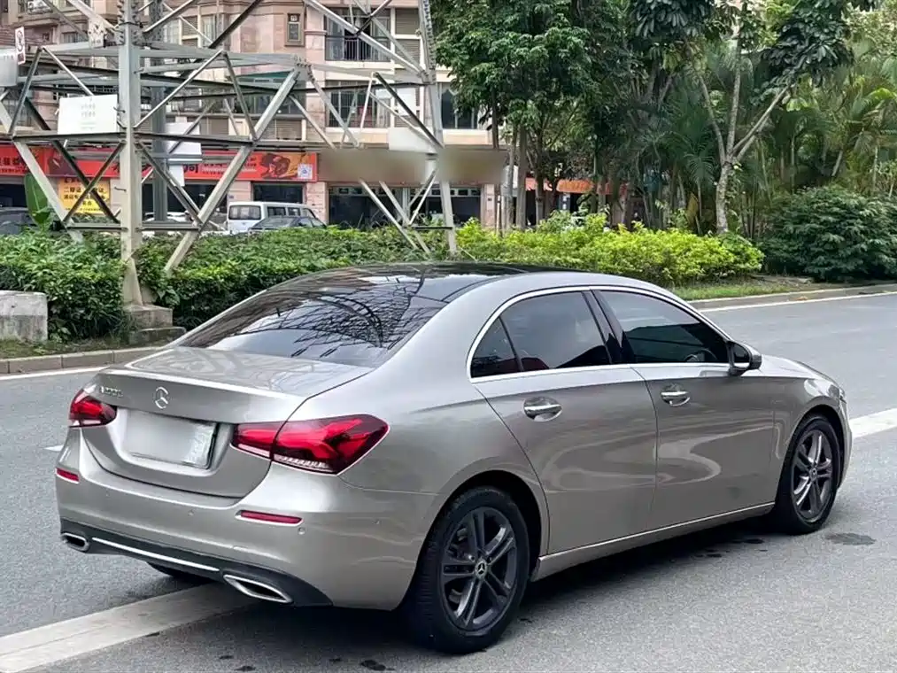 Mercedes-Benz A-Class 2020 — фото 23