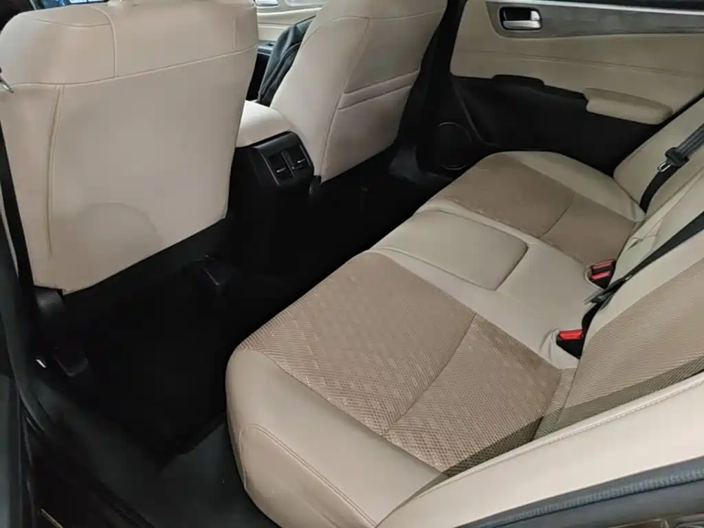 Honda Jade 2018 — фото 17