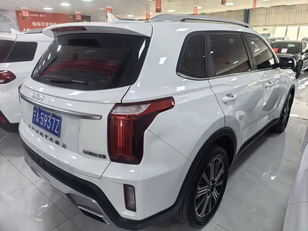 Kia Sportage 2021 — фото 14