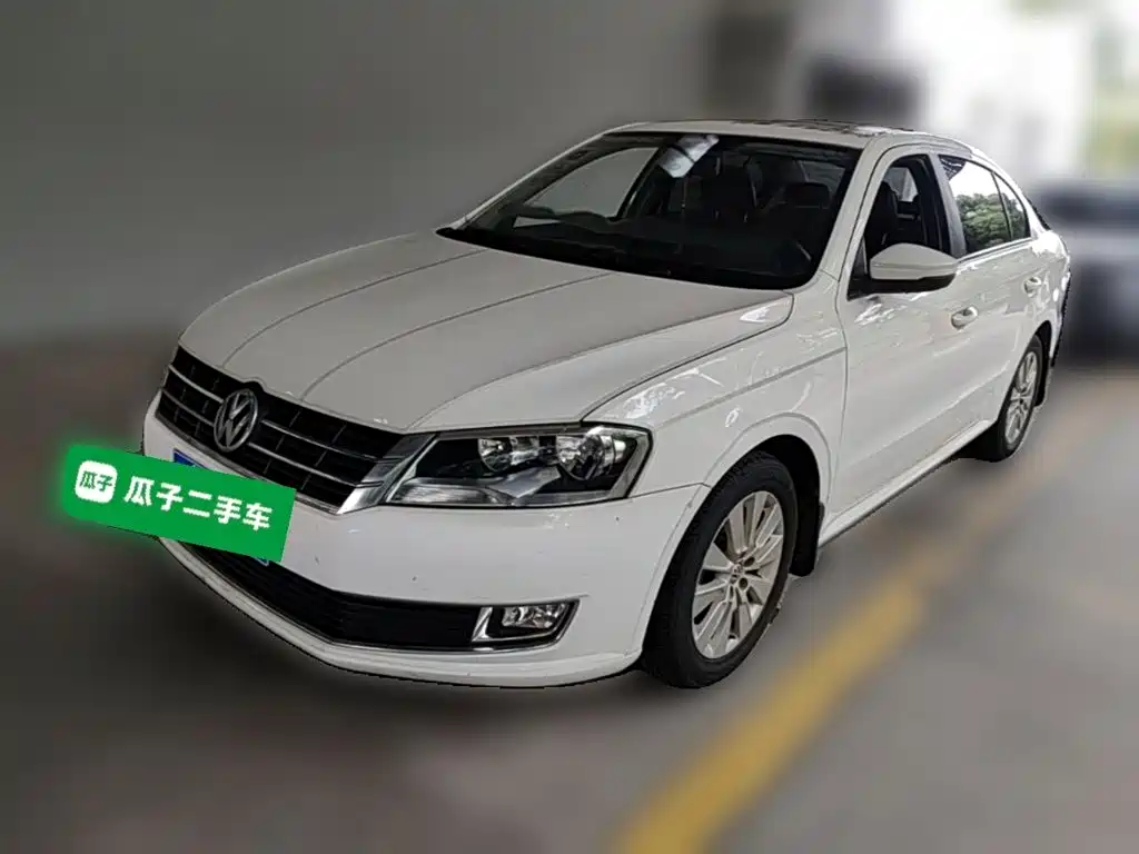 Volkswagen Lavida 2015