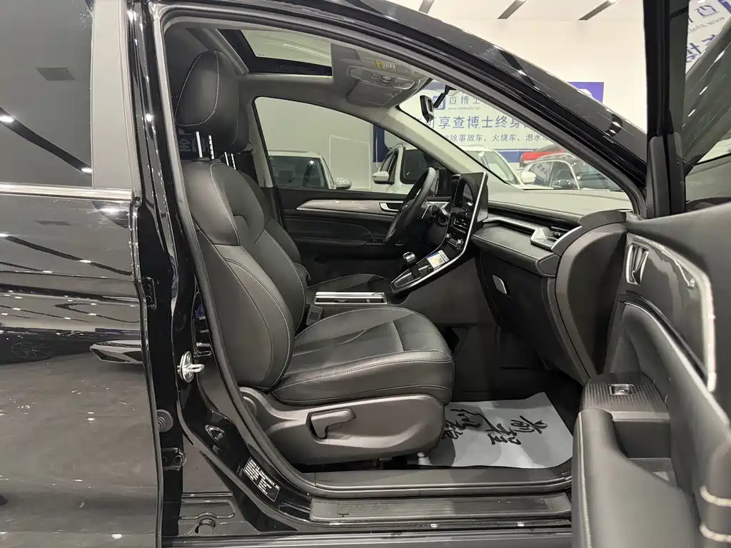 Haval M6 2022 — фото 12