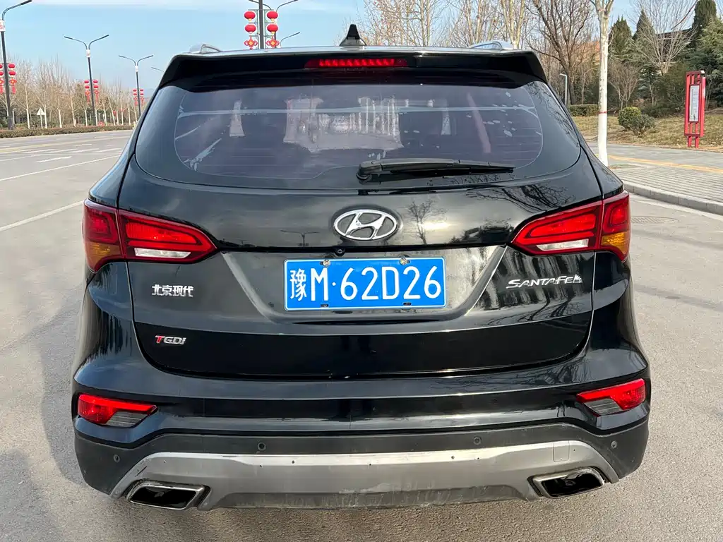 Hyundai Santa Fe 2017 — фото 8