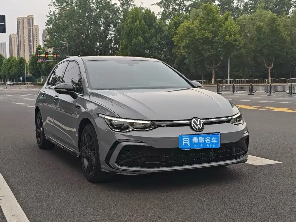Volkswagen Golf 2023