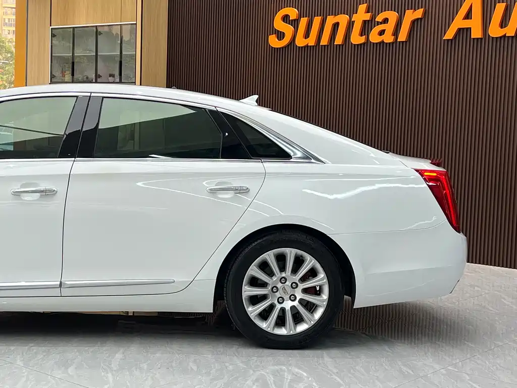 Cadillac XTS 2016 — фото 14