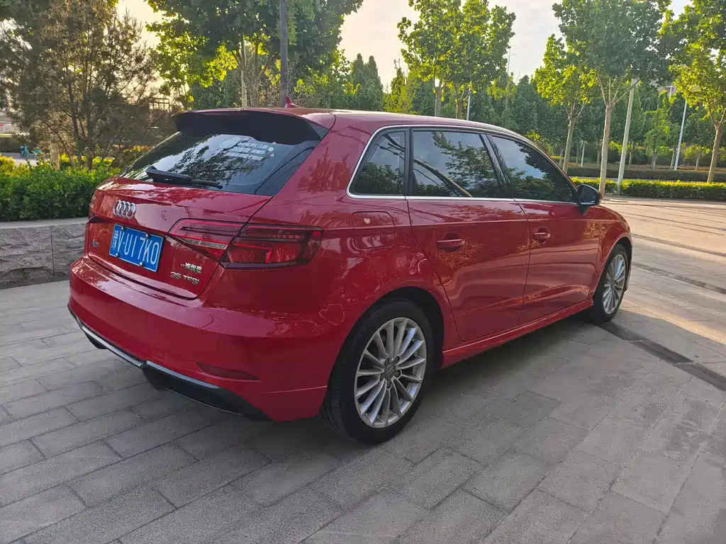 Audi A3 2018 — фото 14