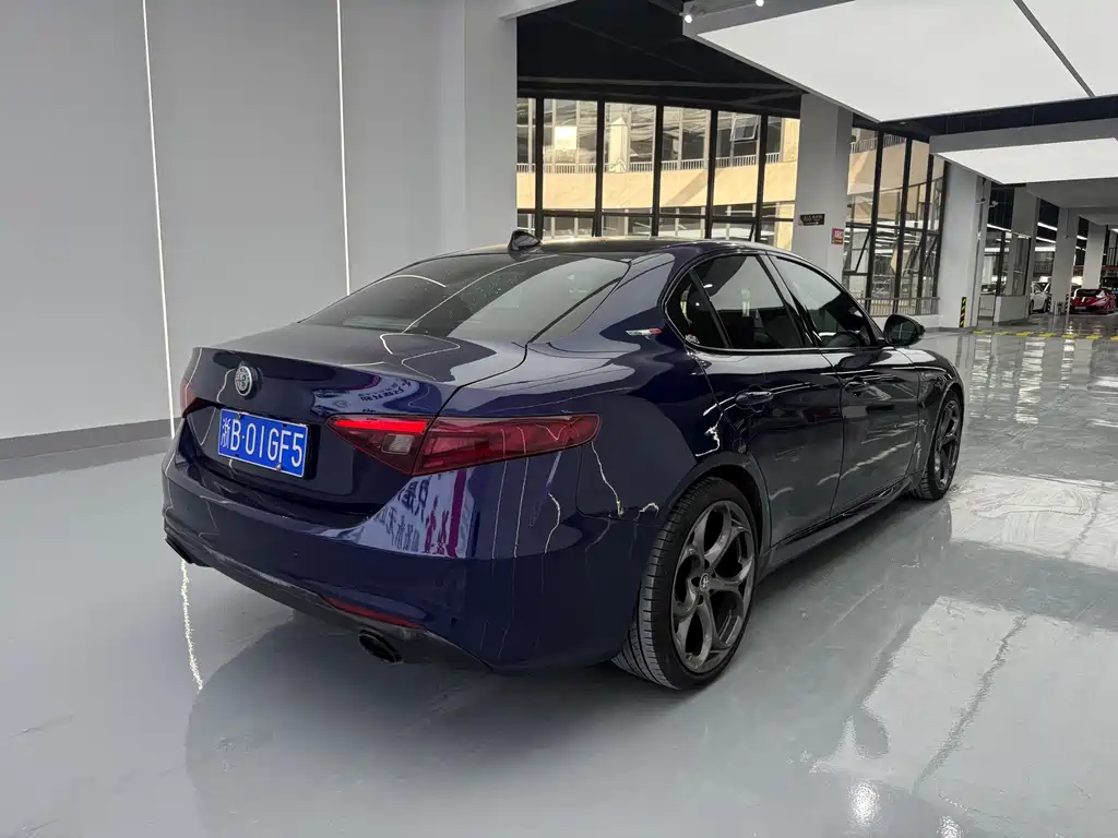 Alfa Romeo Giulia Juliet 2020 — фото 14