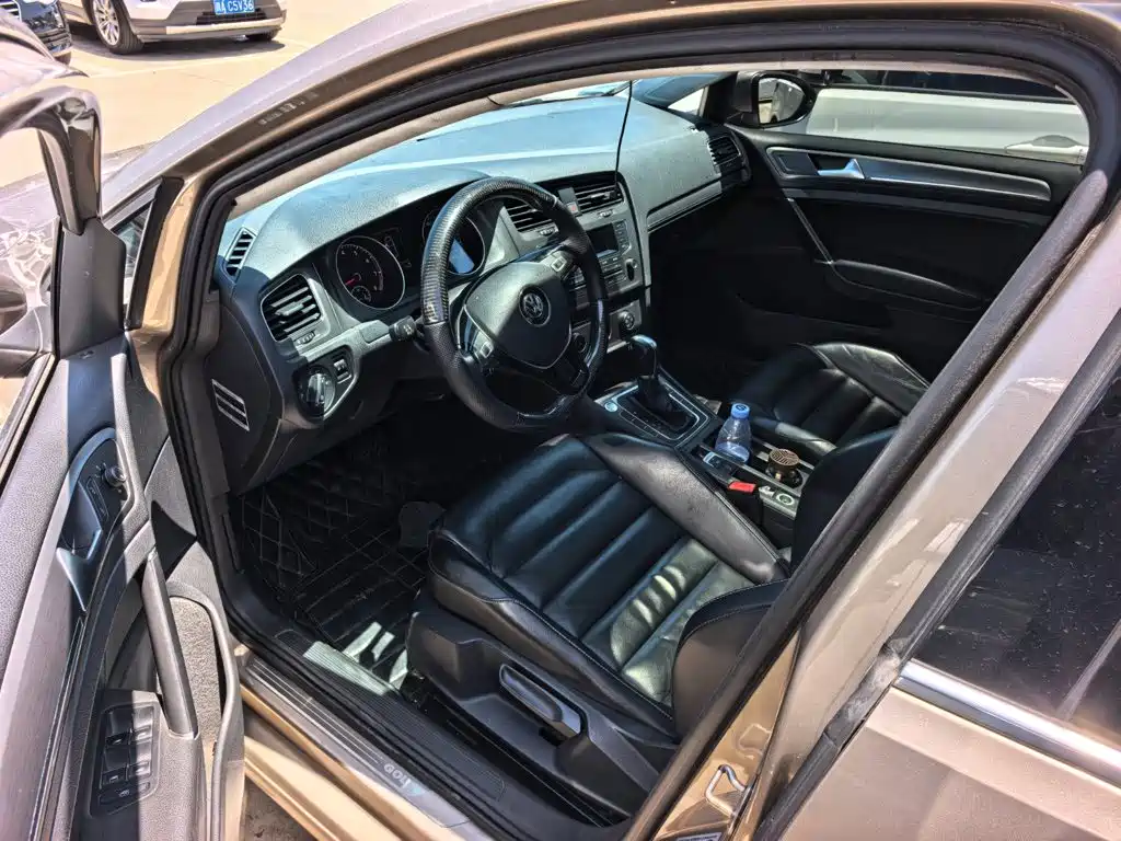 Volkswagen Golf 2015