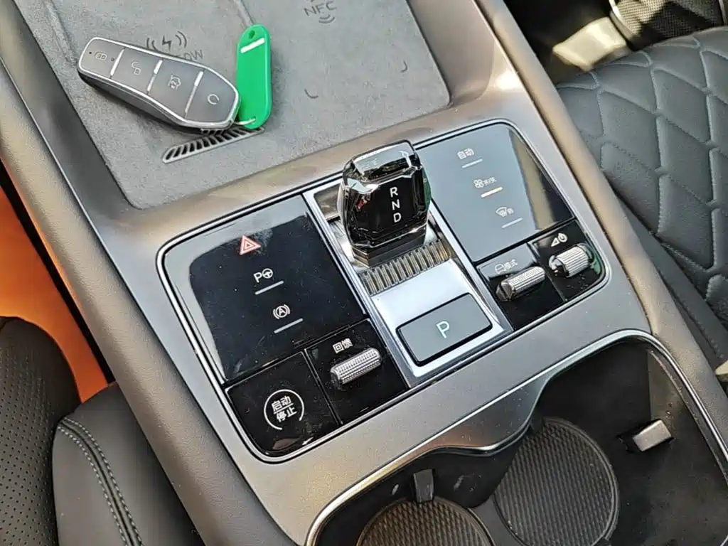 BYD Seal 07 EV 2024 — фото 11