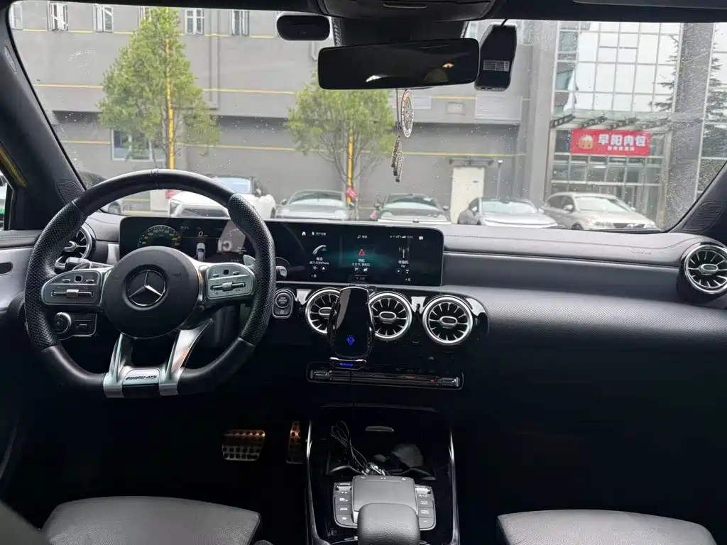 Mercedes-Benz A-Class AMG 2020 — фото 5