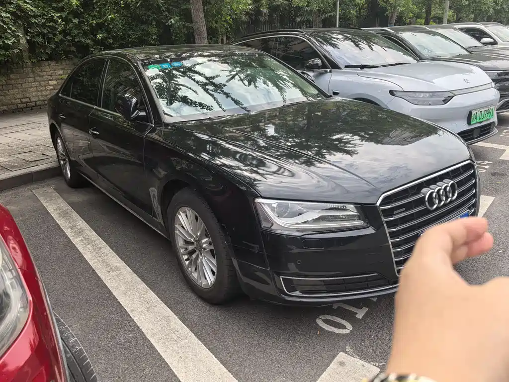 Audi A8 2015 — фото 8