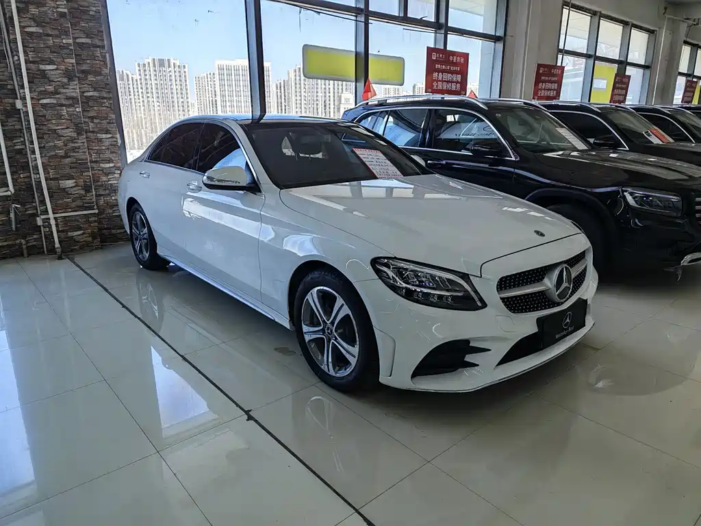 Mercedes-Benz C-Class 2020 — фото 3