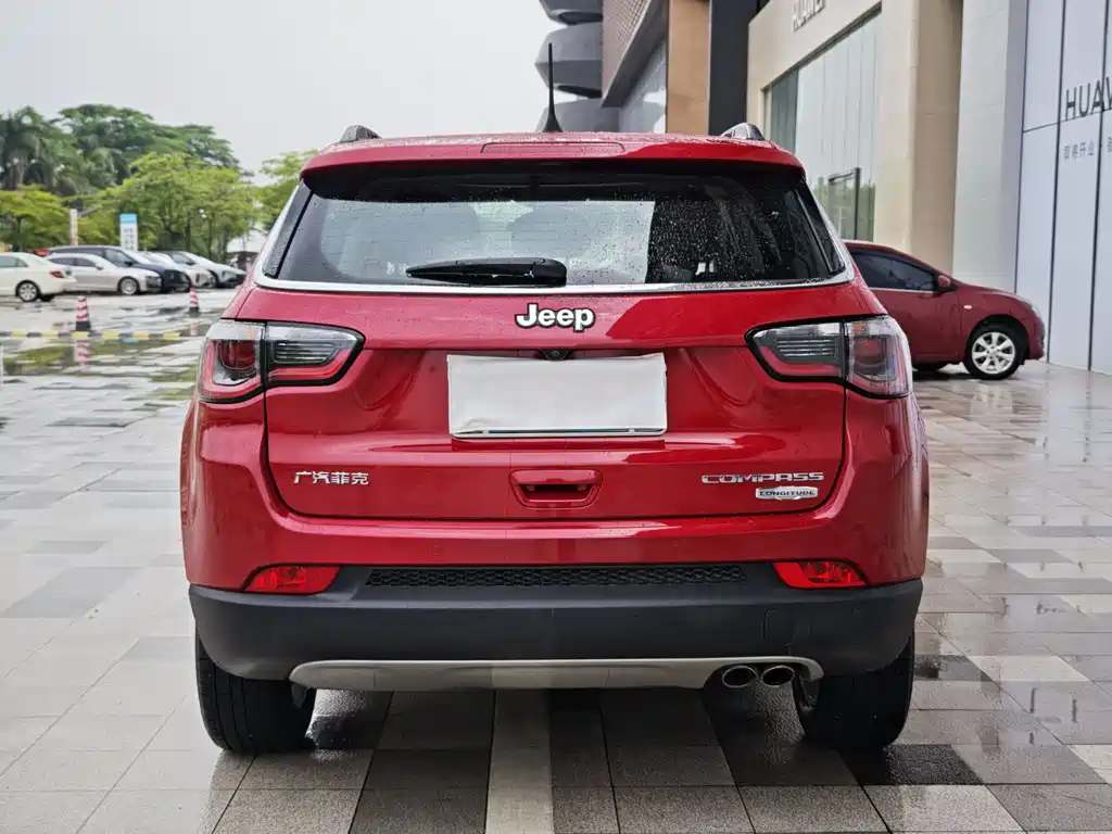 Jeep Compass 2017 — фото 4