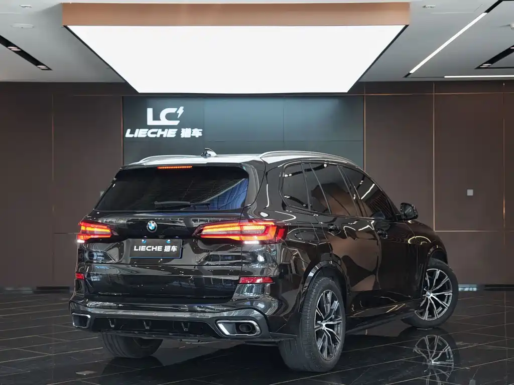 BMW X5 2021 — фото 19