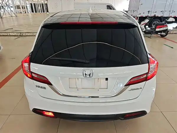 Honda Jade 2016