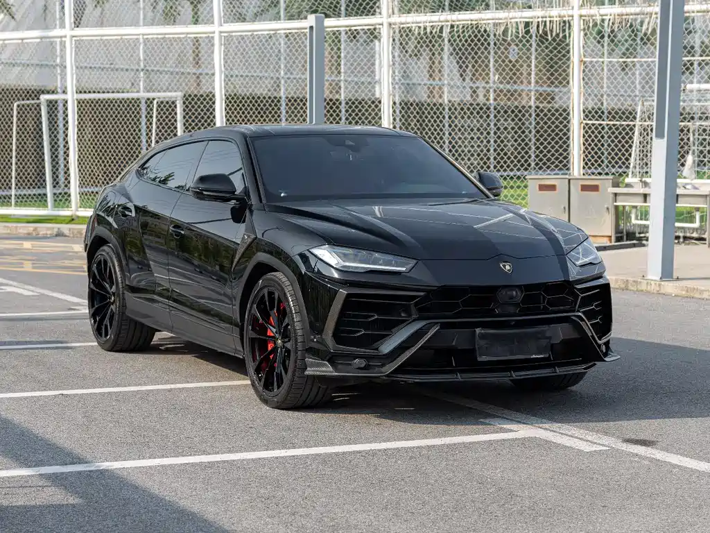Lamborghini Urus 2019 — фото 3
