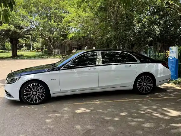 Mercedes-Benz Maybach S-Class 2020
