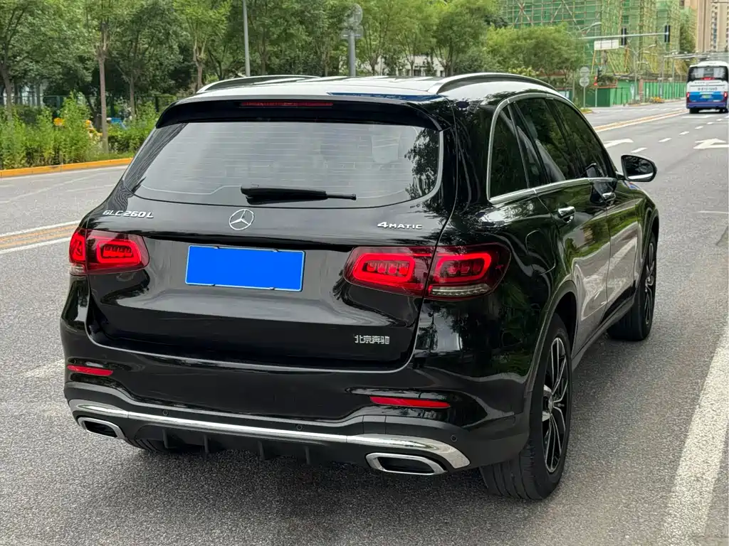Mercedes-Benz GLC 2021 — фото 29