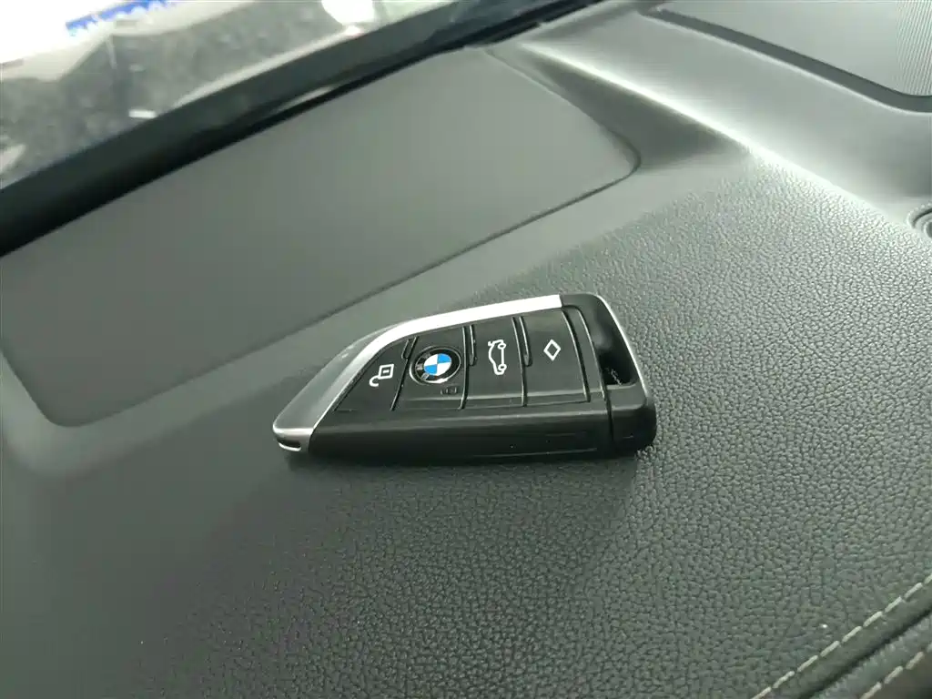 BMW X3 2019 — фото 17