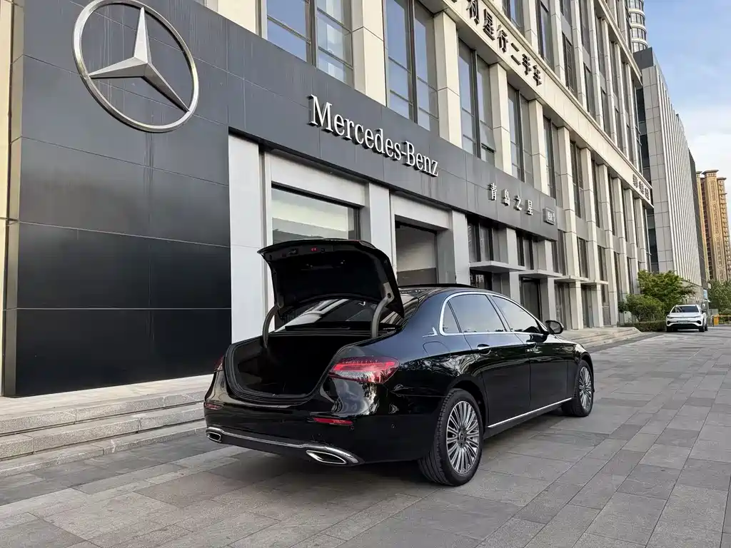 Mercedes-Benz E-Class 2022 — фото 22