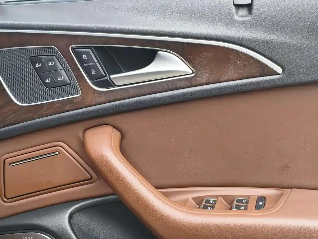 Audi A6L 2015 — фото 9