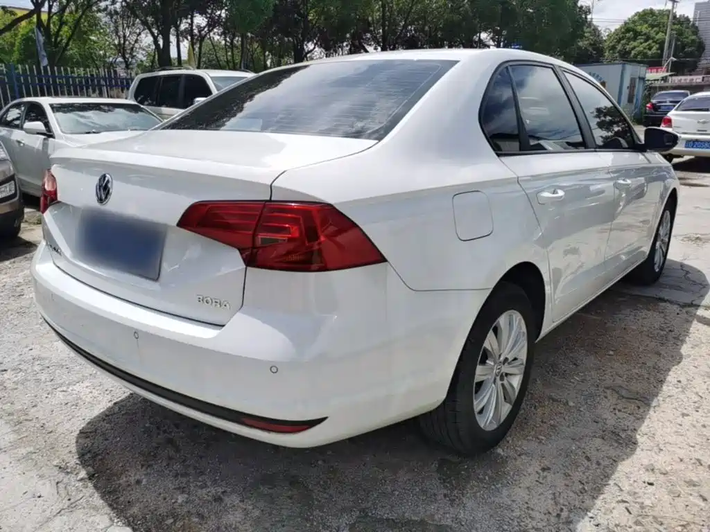 Volkswagen Bora 2021