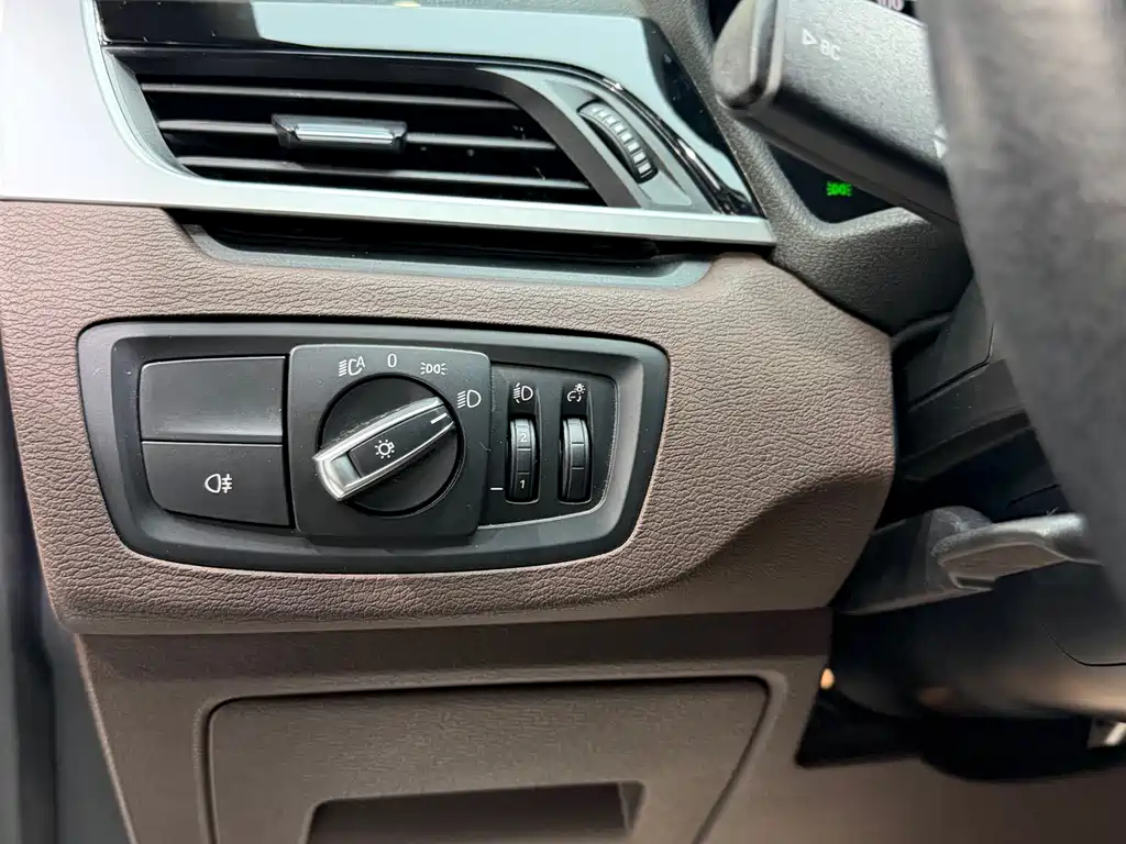 BMW X1 2020 — фото 9