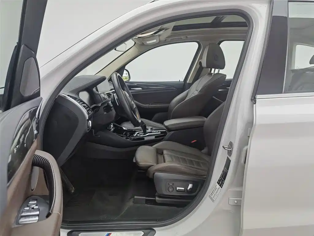 BMW X3 2020 — фото 10