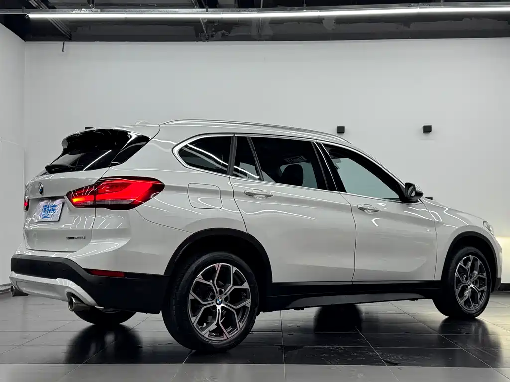 BMW X1 2022 — фото 16