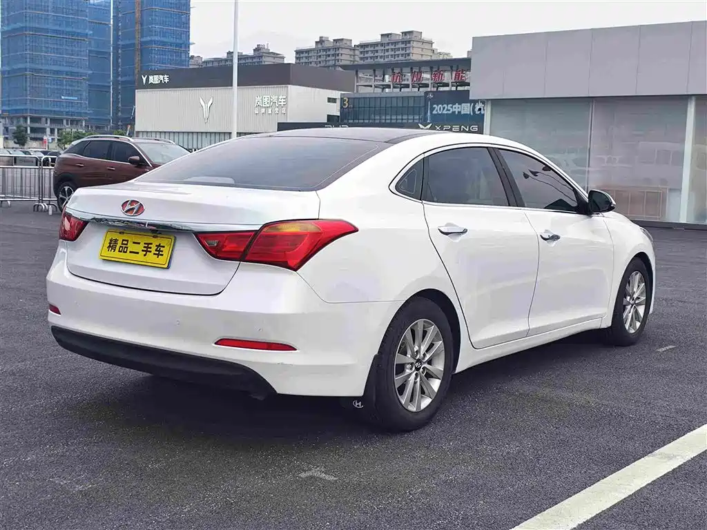 Hyundai Mistra 2015 — фото 5