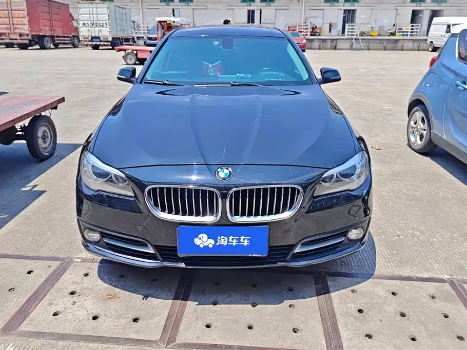 BMW 5 Series 2015 — фото 2