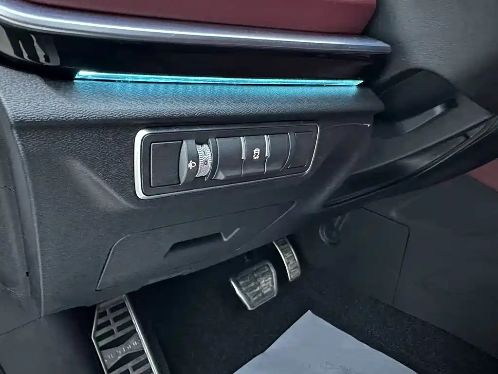Jetour Jietu X70 PLUS 2023 — фото 14