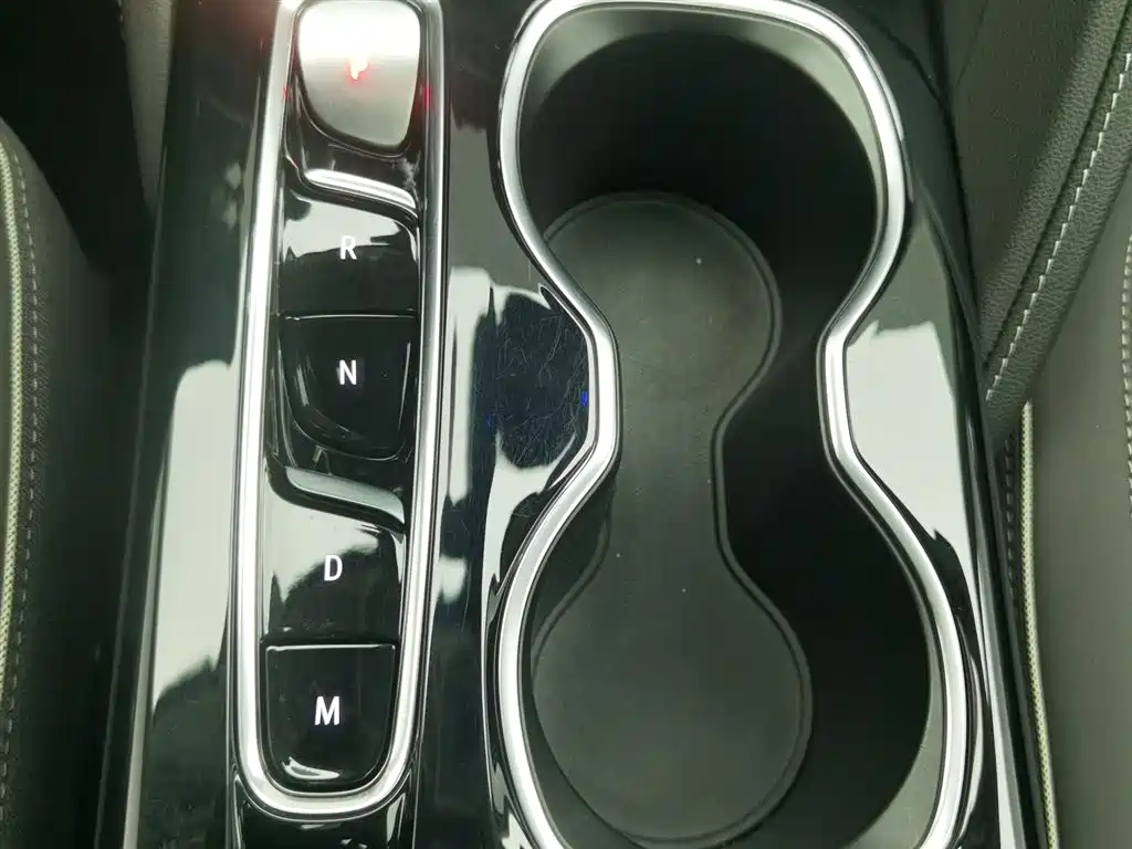 Buick Envision Plus 2022 — фото 13
