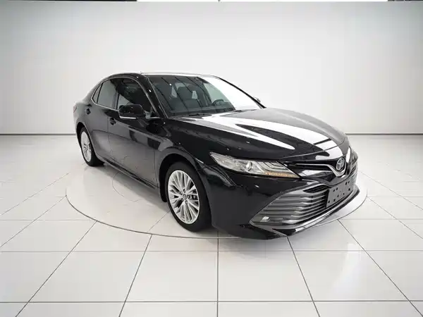Toyota Camry 2019
