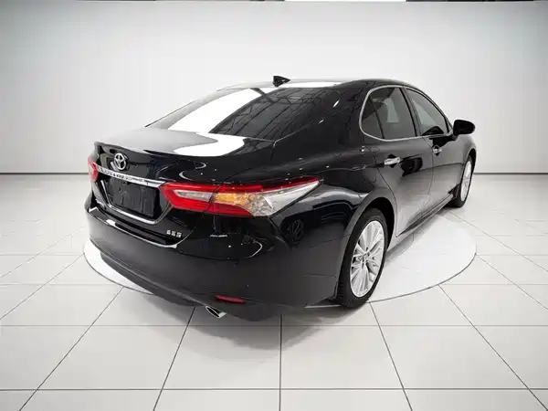 Toyota Camry 2019