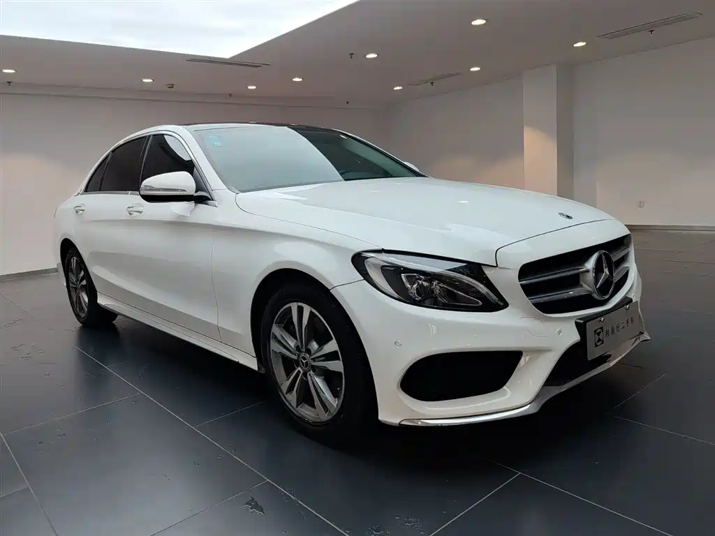 Mercedes-Benz C-Class 2018 — фото 2